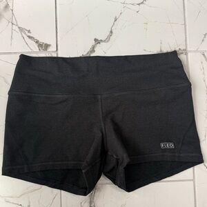 Fleo Women's heather black Athletic Shorts